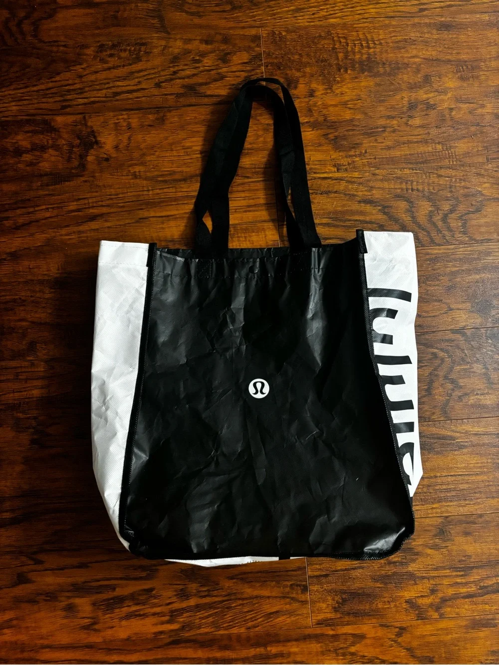 Lululemon Large Black and White Duffel Tote Bag Reusable Tall Shoulder Purse